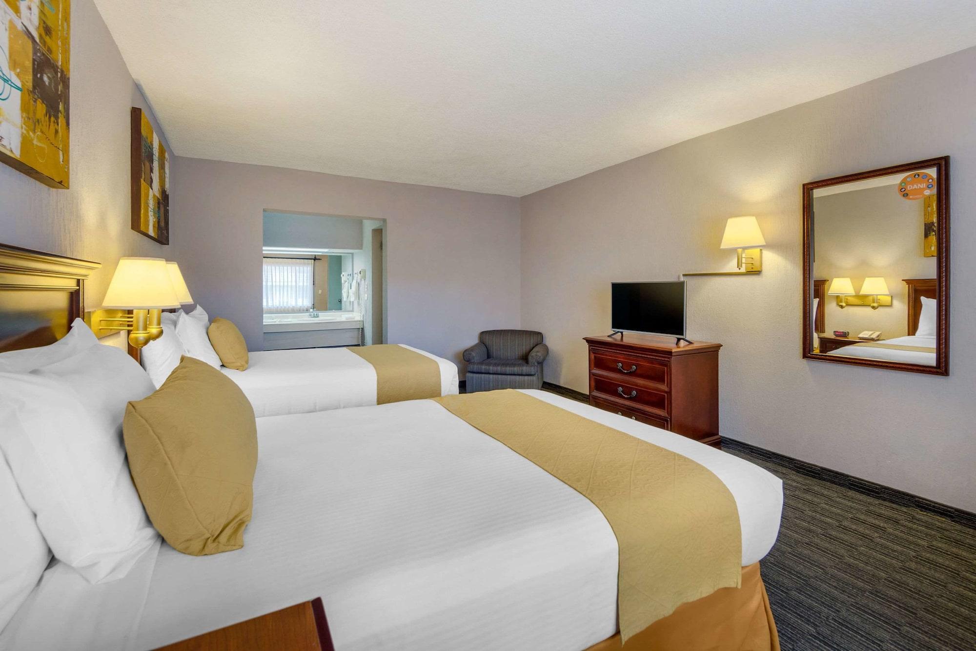 Quality Inn Piedras Negras Ngoại thất bức ảnh