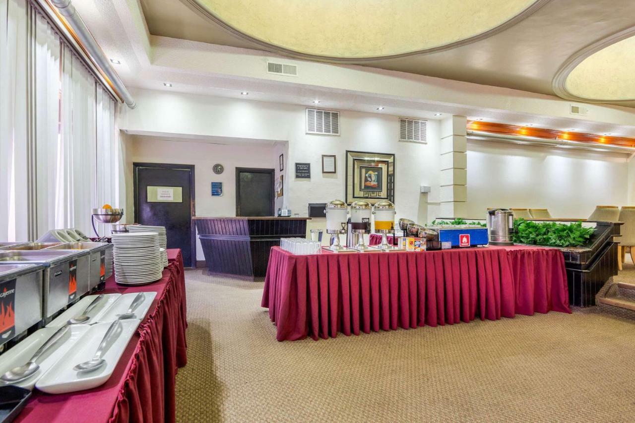 Quality Inn Piedras Negras Ngoại thất bức ảnh